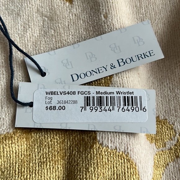 Dooney & Bourke Pebble Grain Medium Wristlet in Fog - NWT - Picture 5 of 5